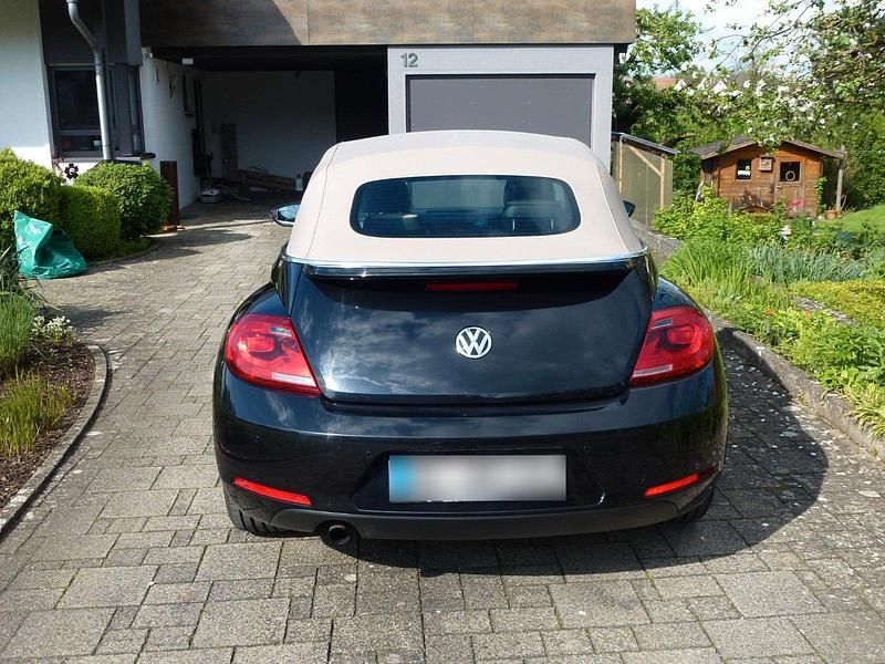 Gebraucht VW Beetle Exclusive 105 PS (77 kW) 2014 Schwarz Kleinwagen