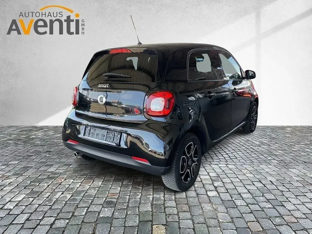 Usado Smart ForFour 71 HP (52 kW) 2018 Preto Citadino