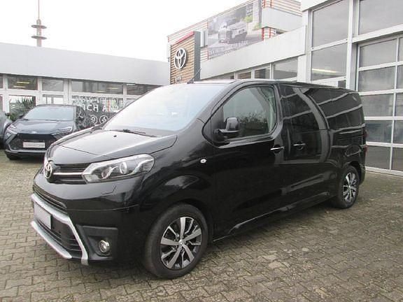 Graphitschwarz Gebraucht 2019 Toyota Proace Verso Executive Kombi | 39.950 € (Teuer) - Bild 1/4