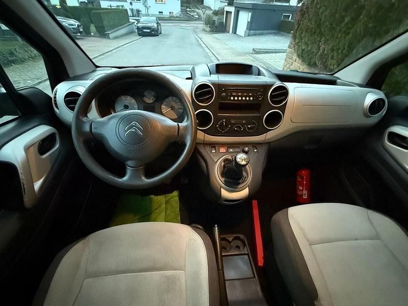 Gebraucht Citroën Berlingo 100 PS (73 kW) 2015 Rot Van / Kleinbus