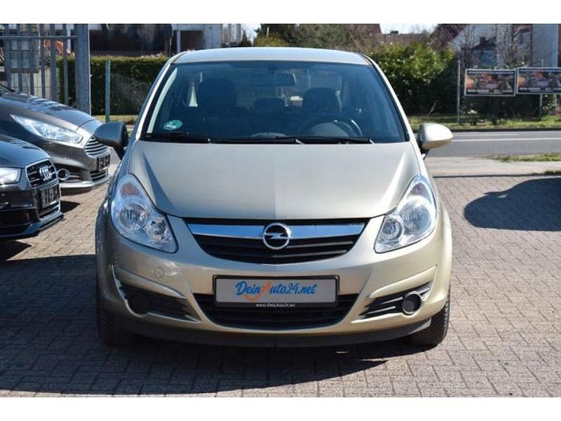 Gebraucht Opel Corsa Edition 80 PS (58 kW) 2007 Champagner silber m2 (metallic) Kleinwagen