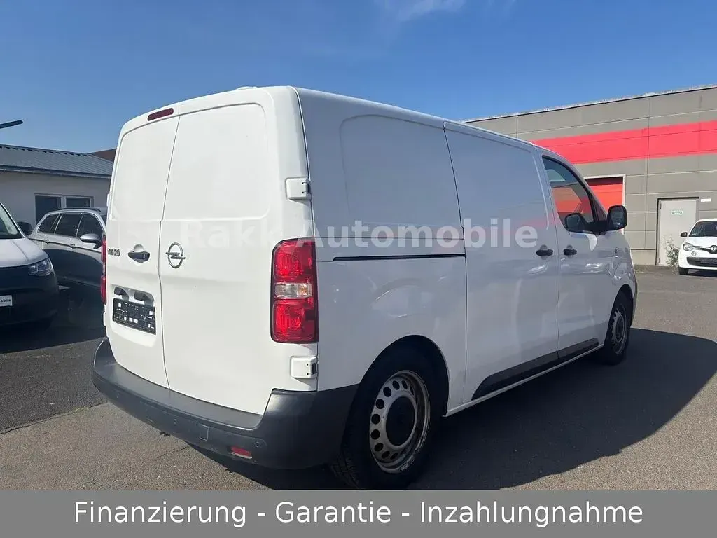 Gebraucht Opel Vivaro-e Combi Edition 120 PS (88 kW) 2020 Weiß Van / Kleinbus