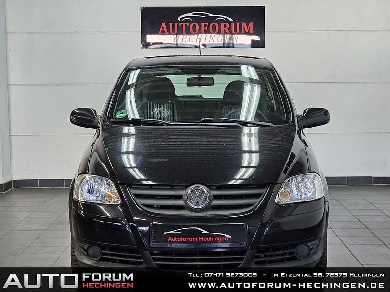 Gebraucht VW Fox Basis 54 PS (39 kW) 2007 Black magic perleffekt Kleinwagen