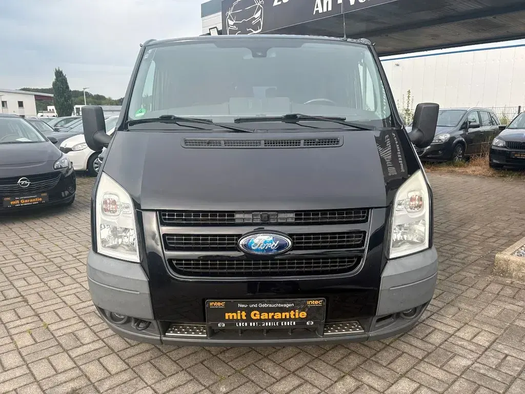 Gebraucht Ford 300 140 PS (102 kW) 2010 Schwarz Van / Kleinbus