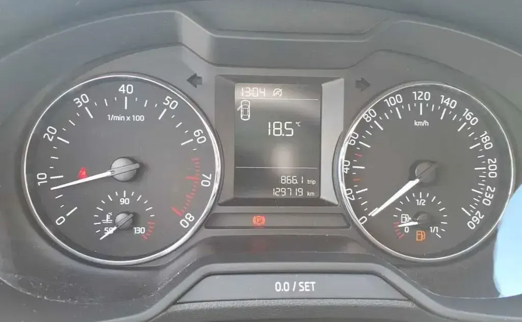 Gebraucht Skoda Octavia 105 PS (77 kW) 2015 Rot Kombi