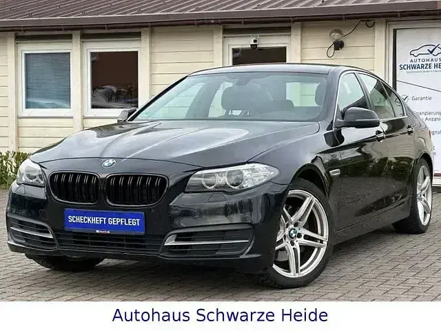 Gebraucht BMW 525 Sport Line 218 PS (160 kW) 2014 Schwarz Limousine