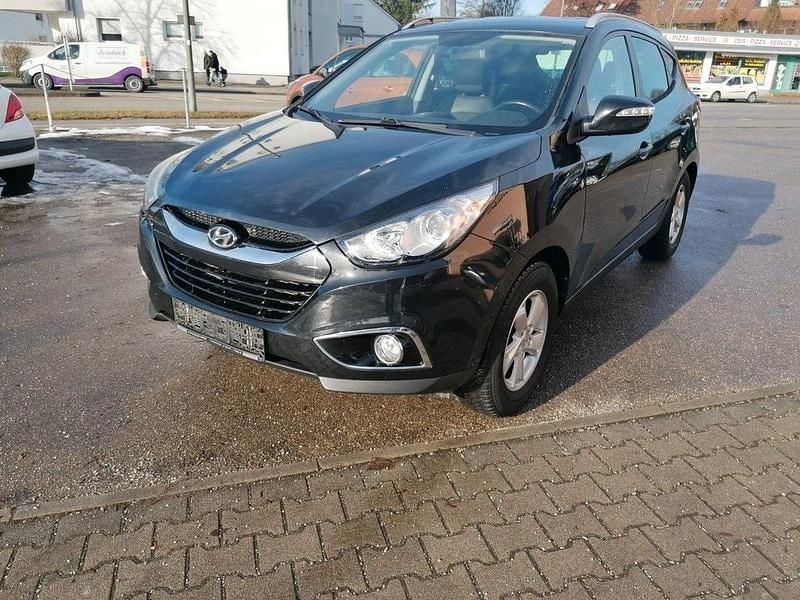 Schwarz Gebraucht 2010 Hyundai ix35 Style SUV | 6.950 € (Fairer Preis) - Bild 1/4