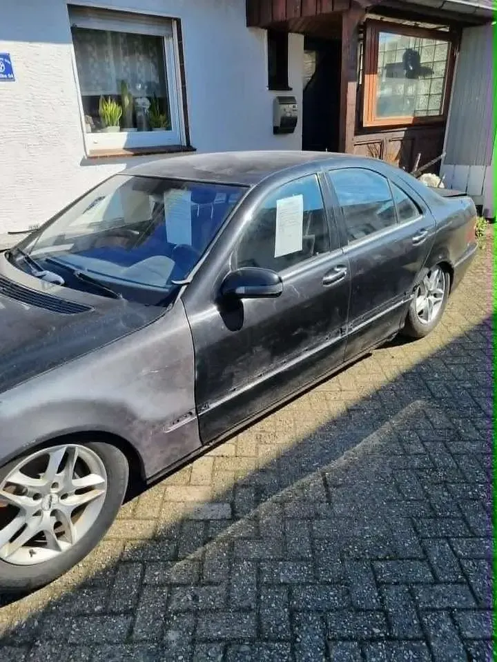 Gebraucht Mercedes 220 279 PS (205 kW) 2000 Schwarz Limousine