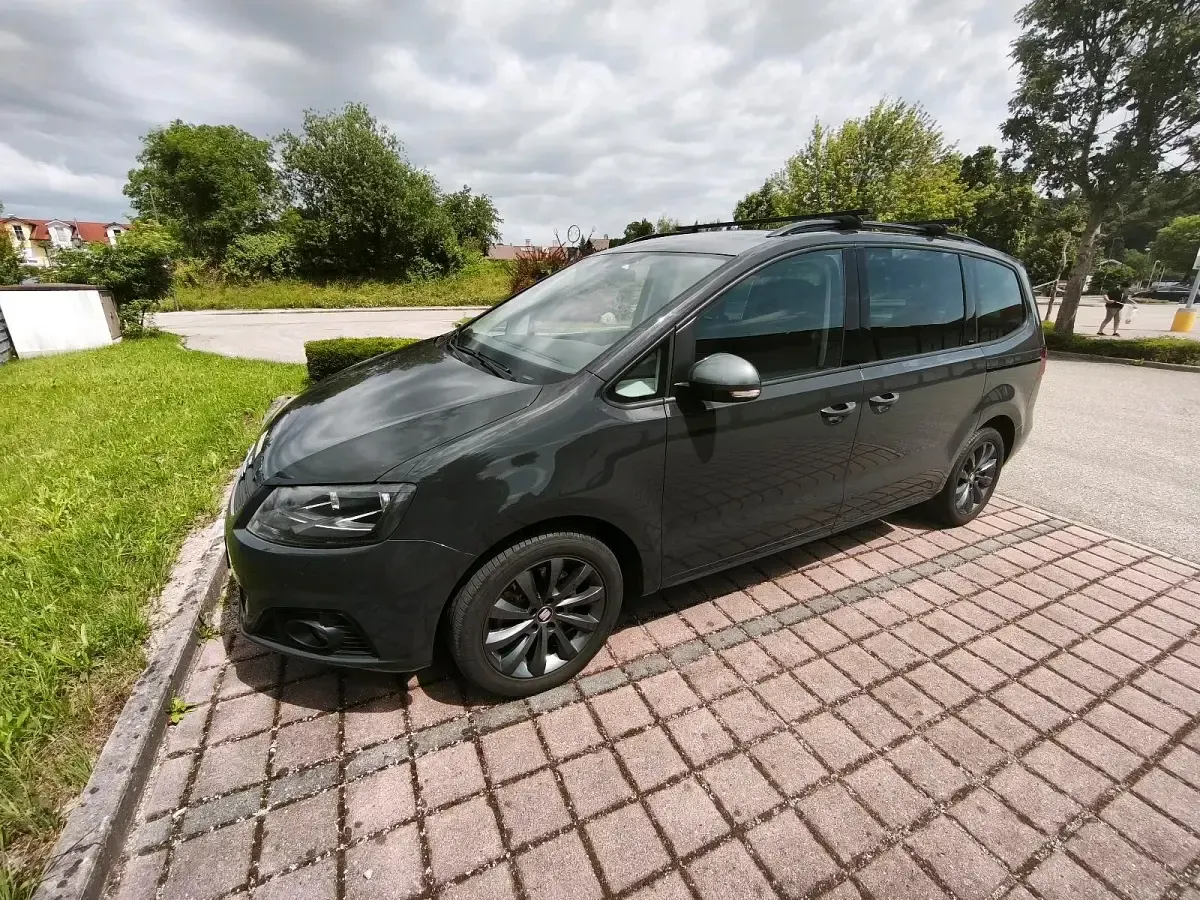 Gebraucht Seat Alhambra CONNECT 184 PS (135 kW) 2016 Grau Van / Kleinbus