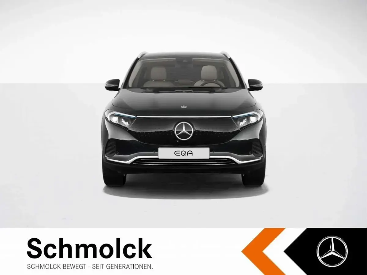 Gebraucht Mercedes EQA300 Progressive 186 kW (253 PS) 2025 Lack kosmosschwarz SUV