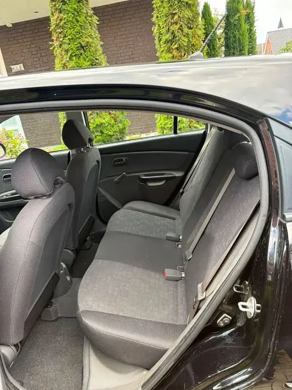 Gebraucht Kia Rio Attract 97 PS (71 kW) 2010 Schwarz Limousine