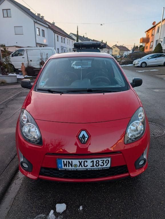 Gebraucht Renault Twingo 75 PS (55 kW) 2011 Rot Kleinwagen