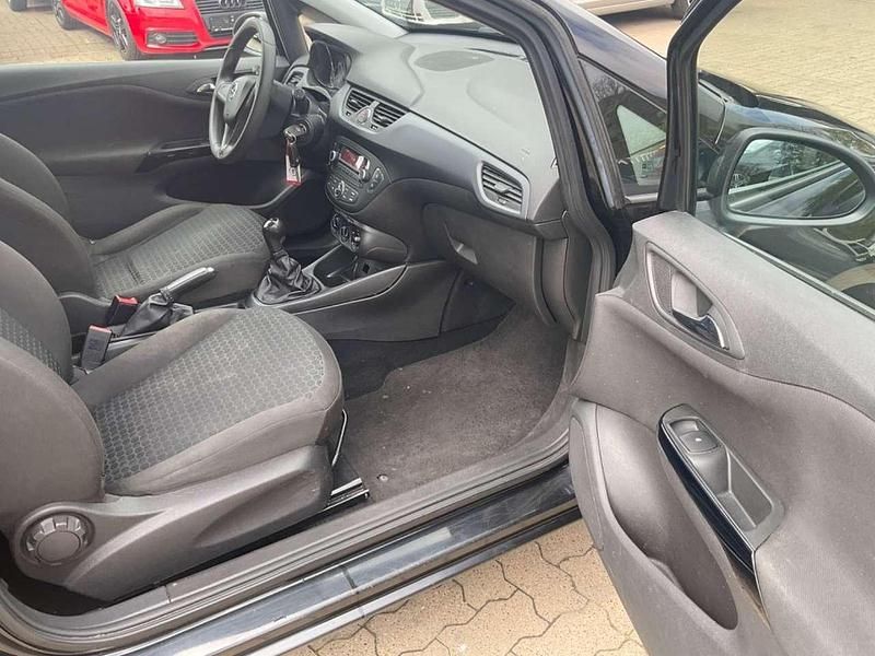 Używany Opel Corsa Selection 69 KM (50 kW) 2017 Czarny Hatchback