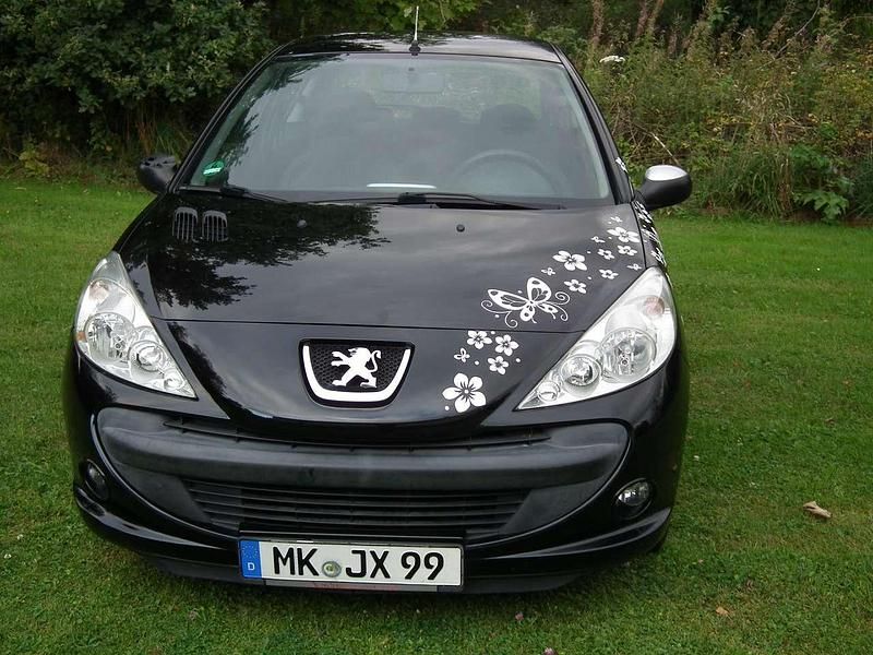 Schwarz Gebraucht 2009 Peugeot 206+ Kleinwagen | 1.790 € (Fairer Preis) - Bild 1/4