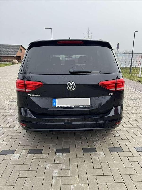 Gebraucht VW Touran 110 PS (80 kW) 2016 Schwarz Van / Kleinbus