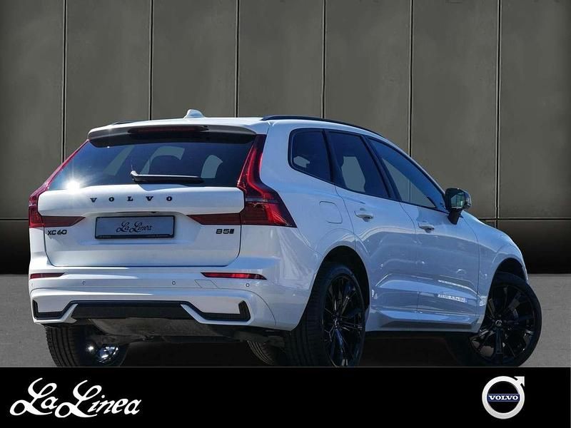 Gebraucht Volvo XC60 Plus 250 PS (183 kW) 2025 Weiss SUV
