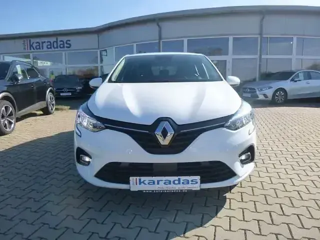 Gebraucht Renault Clio V 101 PS (74 kW) 2020 Weiß Limousine