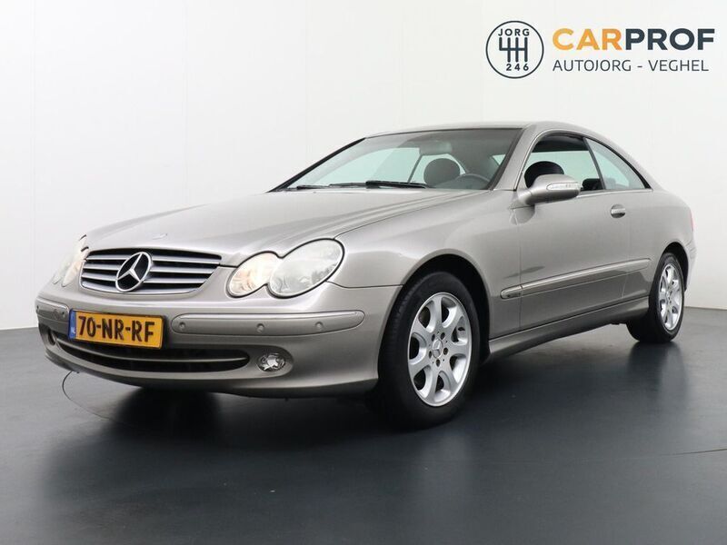 Grau Gebraucht 2004 Mercedes CLK240 Elegance Coupé | 7.250 € (Fairer Preis) - Bild 1/4