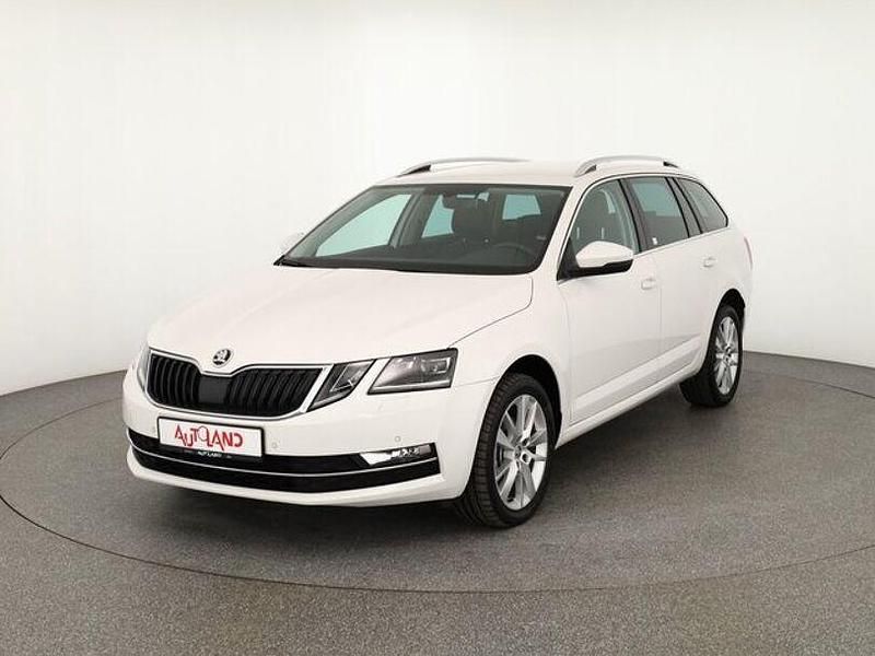 Weiß Gebraucht 2019 Skoda Octavia Kombi | 23.490 € (Teuer) - Bild 1/4