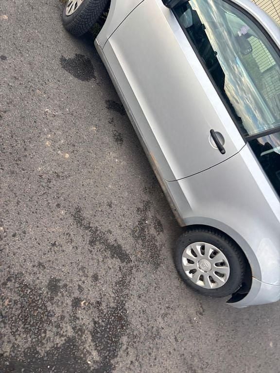 Gebraucht Skoda Citigo Ambition 60 PS (44 kW) 2014 Silber Kleinwagen