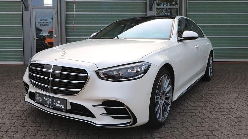 Weiß Gebraucht 2021 Mercedes S350 AMG line Limousine | 79.990 € (Fairer Preis) - Bild 1/4