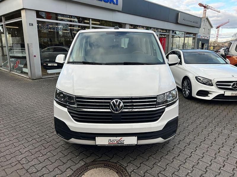 Gebraucht VW Caravelle Comfortline 150 PS (110 kW) 2022 Weiß Van / Kleinbus