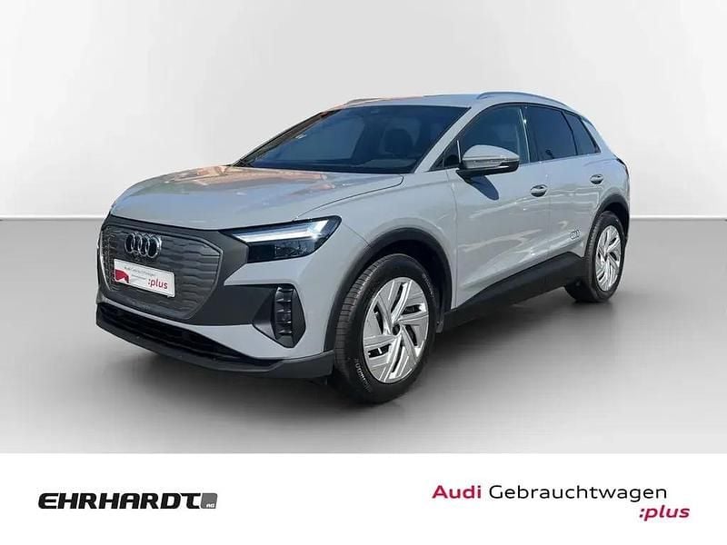 Grau Gebraucht 2022 Audi Q4 e-tron SUV | 25.190 € (Guter Preis) - Bild 1/3