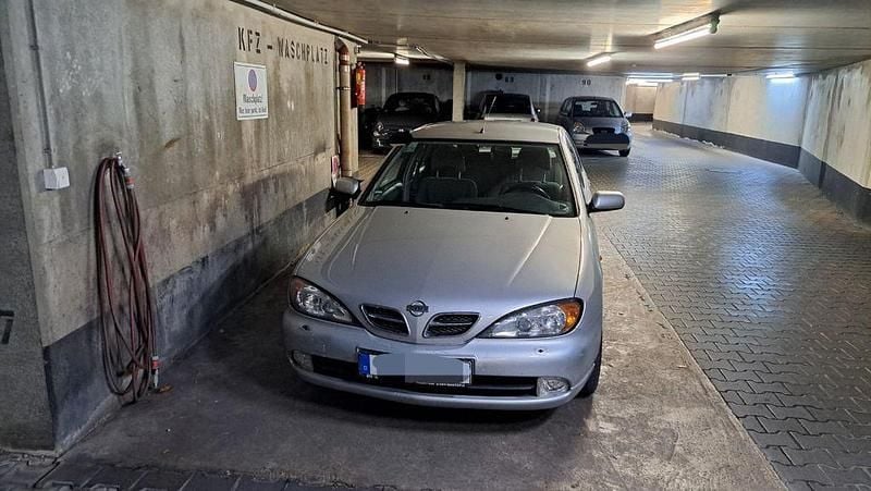 Silber Gebraucht 2002 Nissan Primera Limousine | 1.100 € (Guter Preis) - Bild 1/4