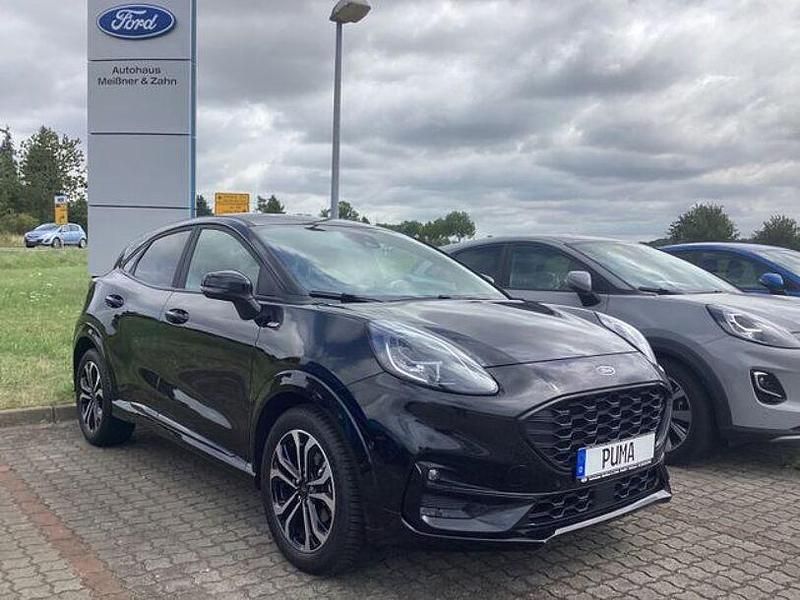 Agate black (metallic) Gebraucht 2023 Ford Puma ST-Line SUV | 20.900 € (Fairer Preis) - Bild 1/4