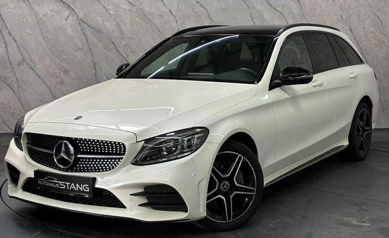 Weiß Gebraucht 2018 Mercedes C400 AMG Limousine | 32.700 € (Fairer Preis) - Bild 1/4