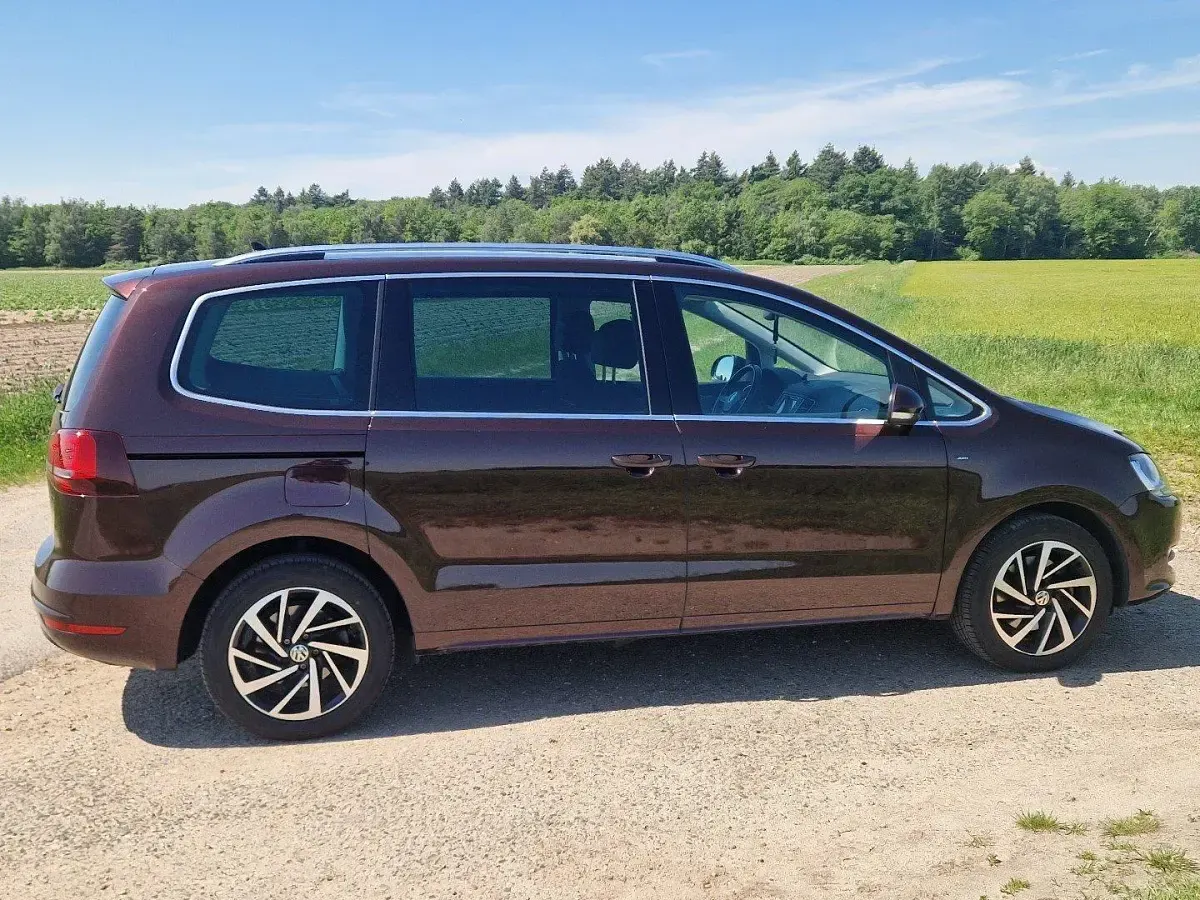 Gebraucht VW Sharan Comfortline 150 PS (110 kW) 2018 Van / Kleinbus