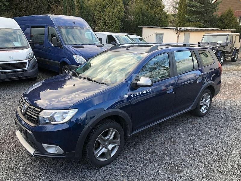 Gebraucht Dacia Logan MCV Stepway 90 PS (66 kW) 2018 Blau Limousine