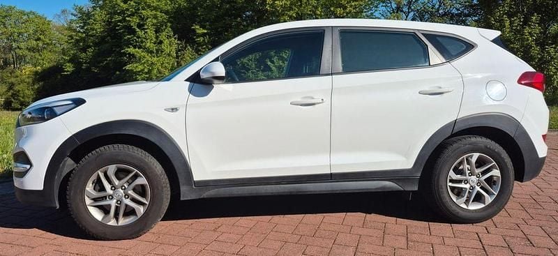 Gebraucht Hyundai Tucson Classic 132 PS (97 kW) 2016 Weiß SUV