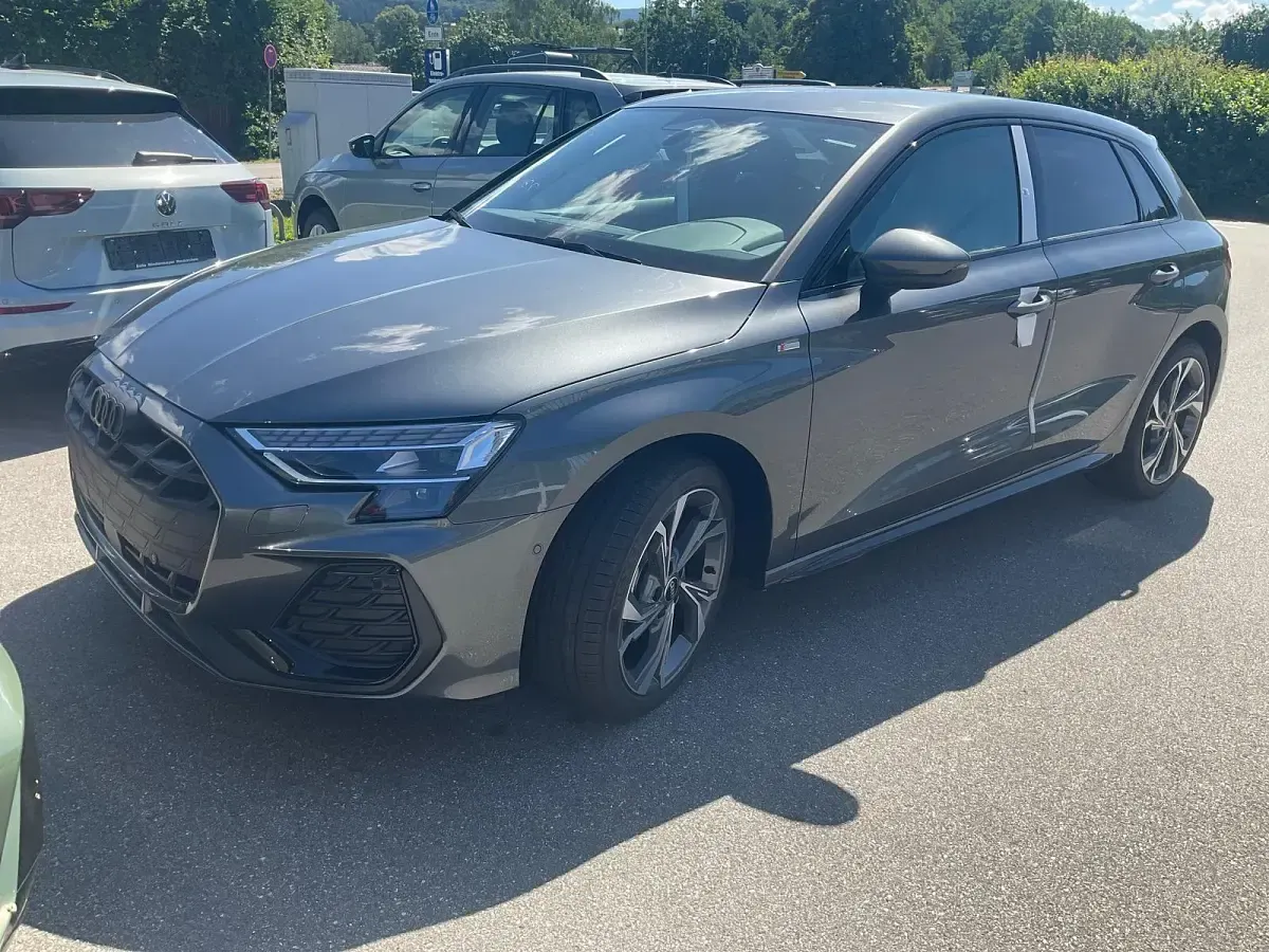Gebraucht Audi A3 S-Line 204 PS (150 kW) 2026 Limousine