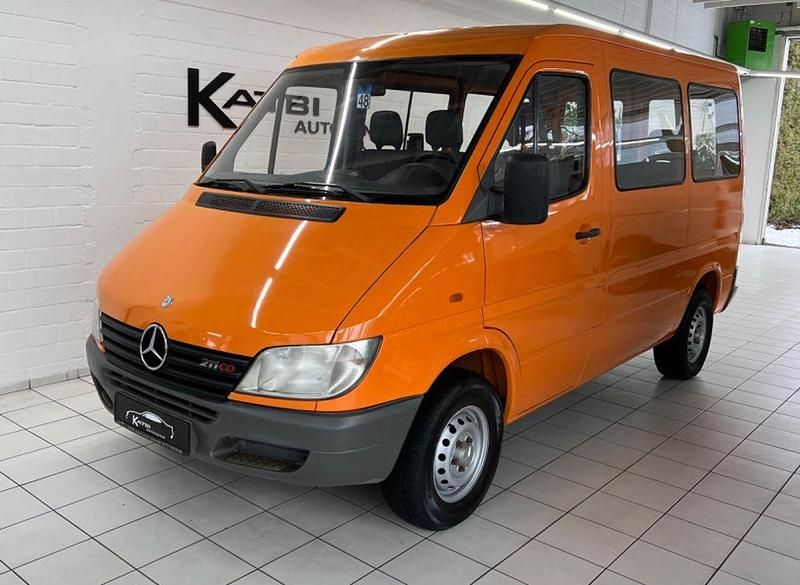 Orange Gebraucht 2002 Mercedes Sprinter Van | 7.950 € (Fairer Preis) - Bild 1/4