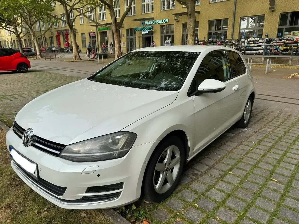 Gebraucht VW Golf VII 140 PS (102 kW) 2013 Weiß Coupé