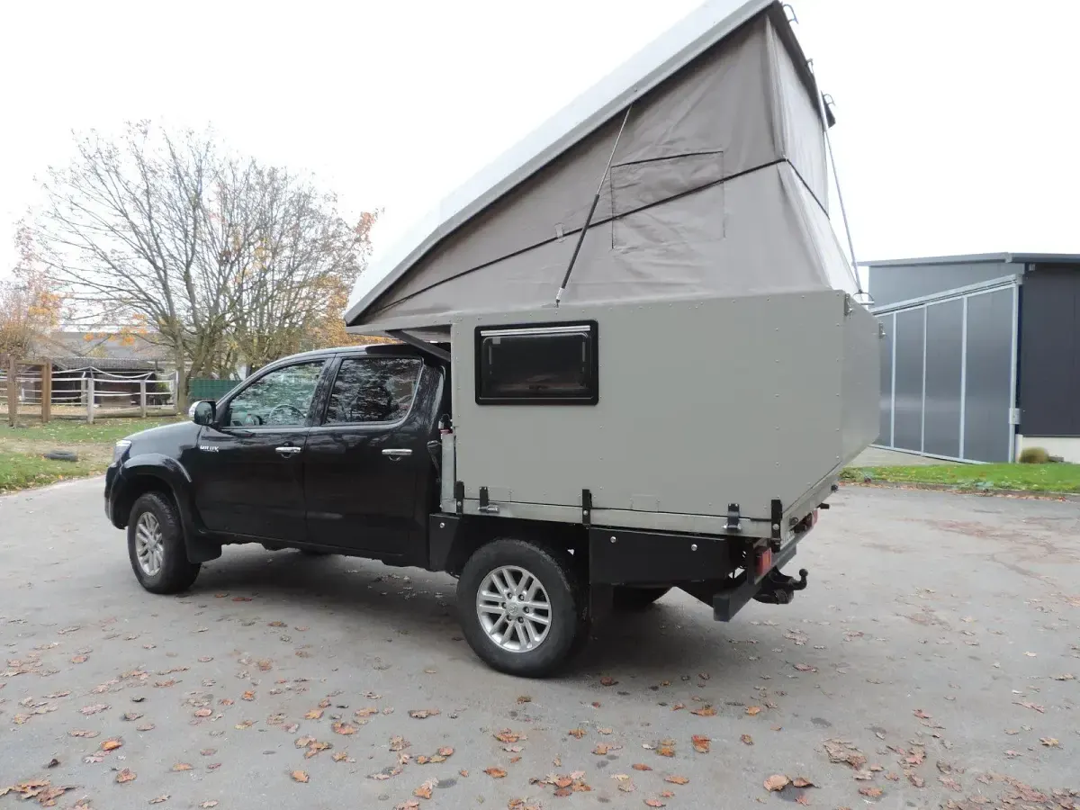 Gebraucht Toyota HiLux 171 PS (125 kW) 2013 Schwarz Pickup