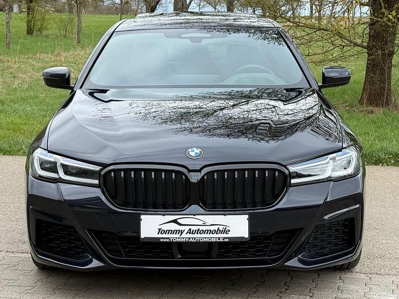 Gebraucht BMW 540 Performance 333 PS (244 kW) 2022 Schwarz Limousine