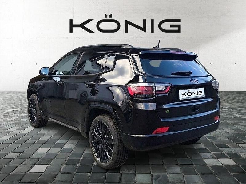 Gebraucht Jeep Compass 131 PS (96 kW) 2023 Schwarz SUV