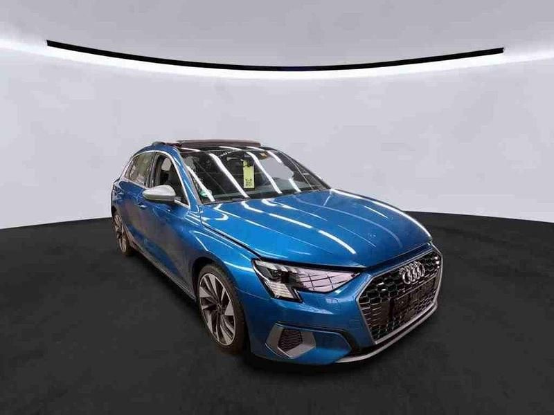 Atollblau Gebraucht 2020 Audi A3 Edition .1 Limousine | 19.950 € (Fairer Preis) - Bild 1/4