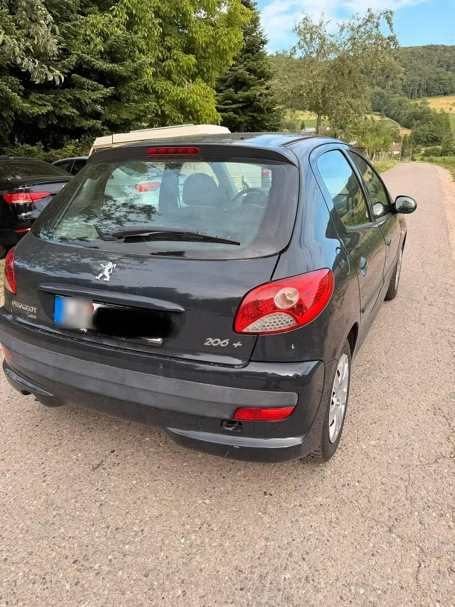Gebraucht Peugeot 206+ 75 PS (55 kW) 2009 Schwarz Kleinwagen