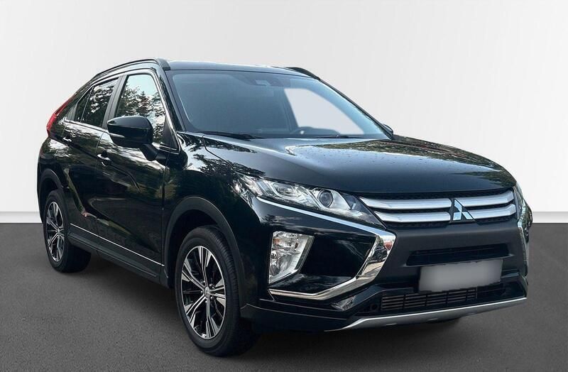 Schwarz metallic Gebraucht 2021 Mitsubishi Eclipse Cross SUV | 21.680 € (Fairer Preis) - Bild 1/4