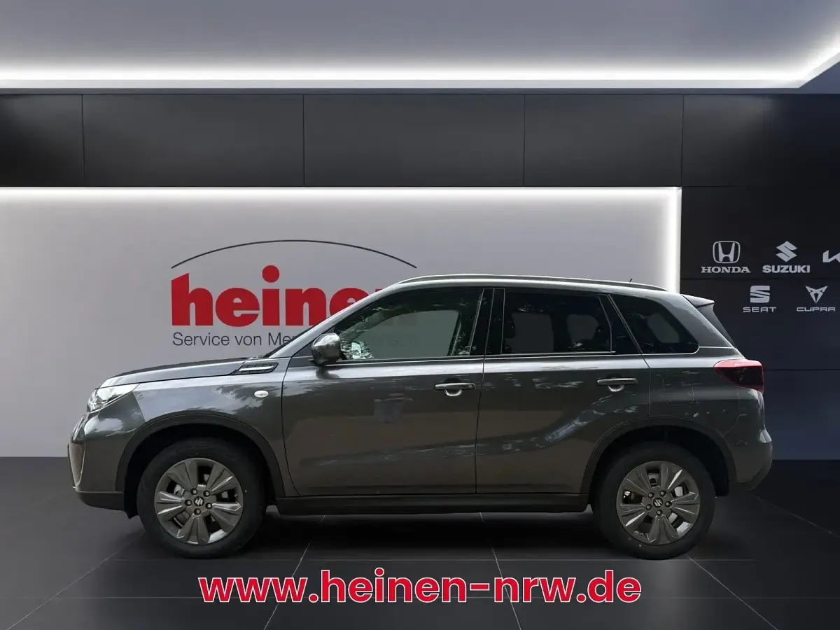 Gebraucht Suzuki Vitara Comfort+ 110 PS (80 kW) 2026 Grau SUV