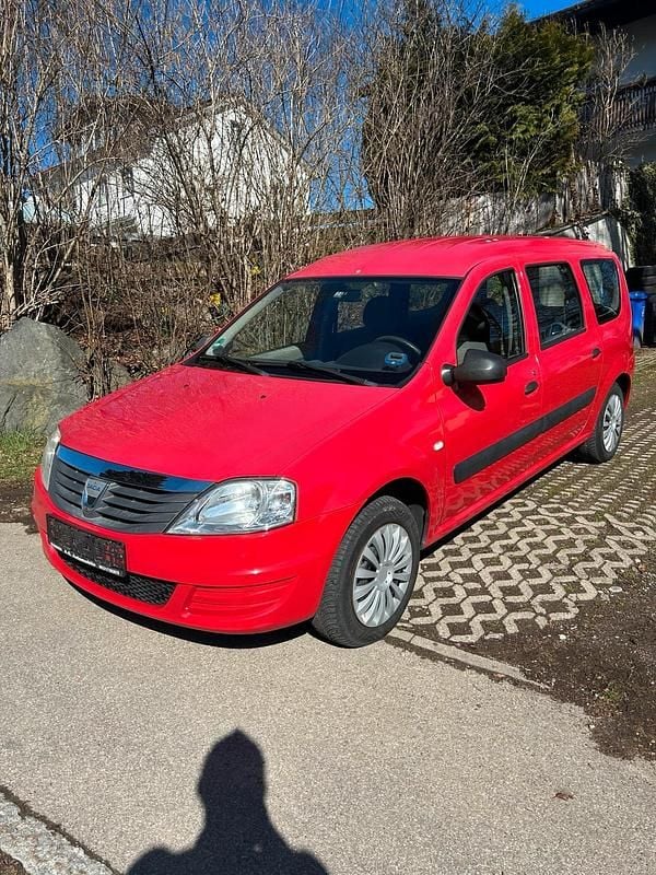Gebraucht Dacia Logan 87 PS (63 kW) 2009 Rot Kombi