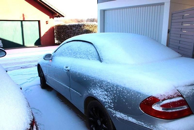 Silber Gebraucht 2004 Mercedes CLK320 Elegance Cabrio | 7.500 € (Fairer Preis) - Bild 1/4