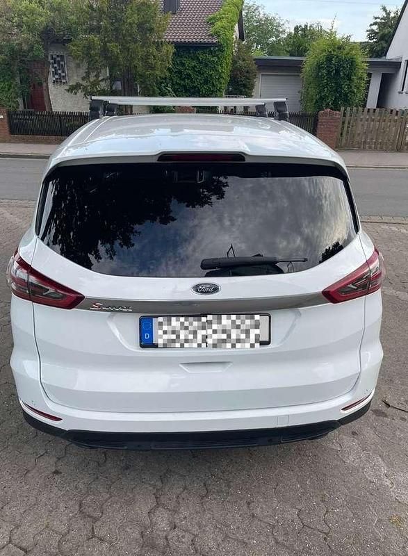 Gebraucht Ford S-MAX Titanium 209 PS (153 kW) 2016 Van / Kleinbus
