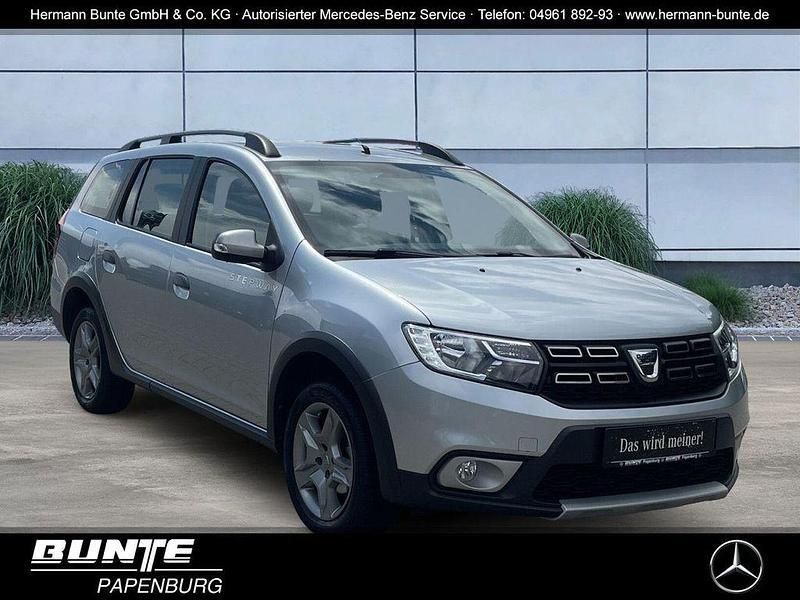 Highland grau (grau) Gebraucht 2019 Dacia Logan MCV Stepway Limousine | 13.775 € (Etwas zu teuer) - Bild 1/4