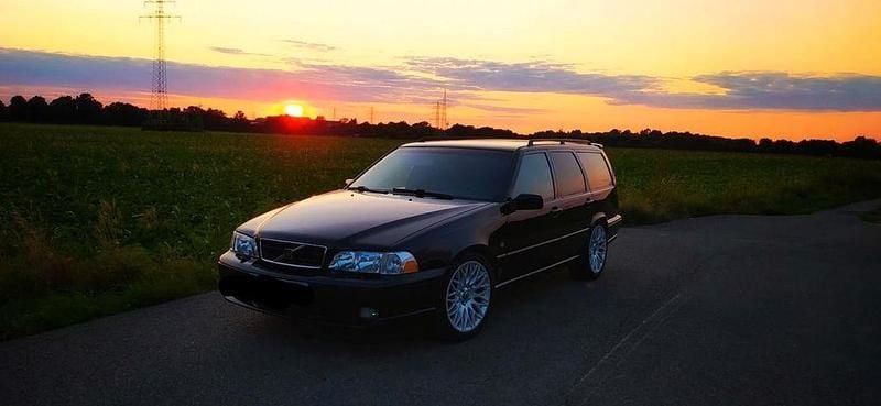 Gebraucht Volvo V70 239 PS (175 kW) 1998 Schwarz Kombi