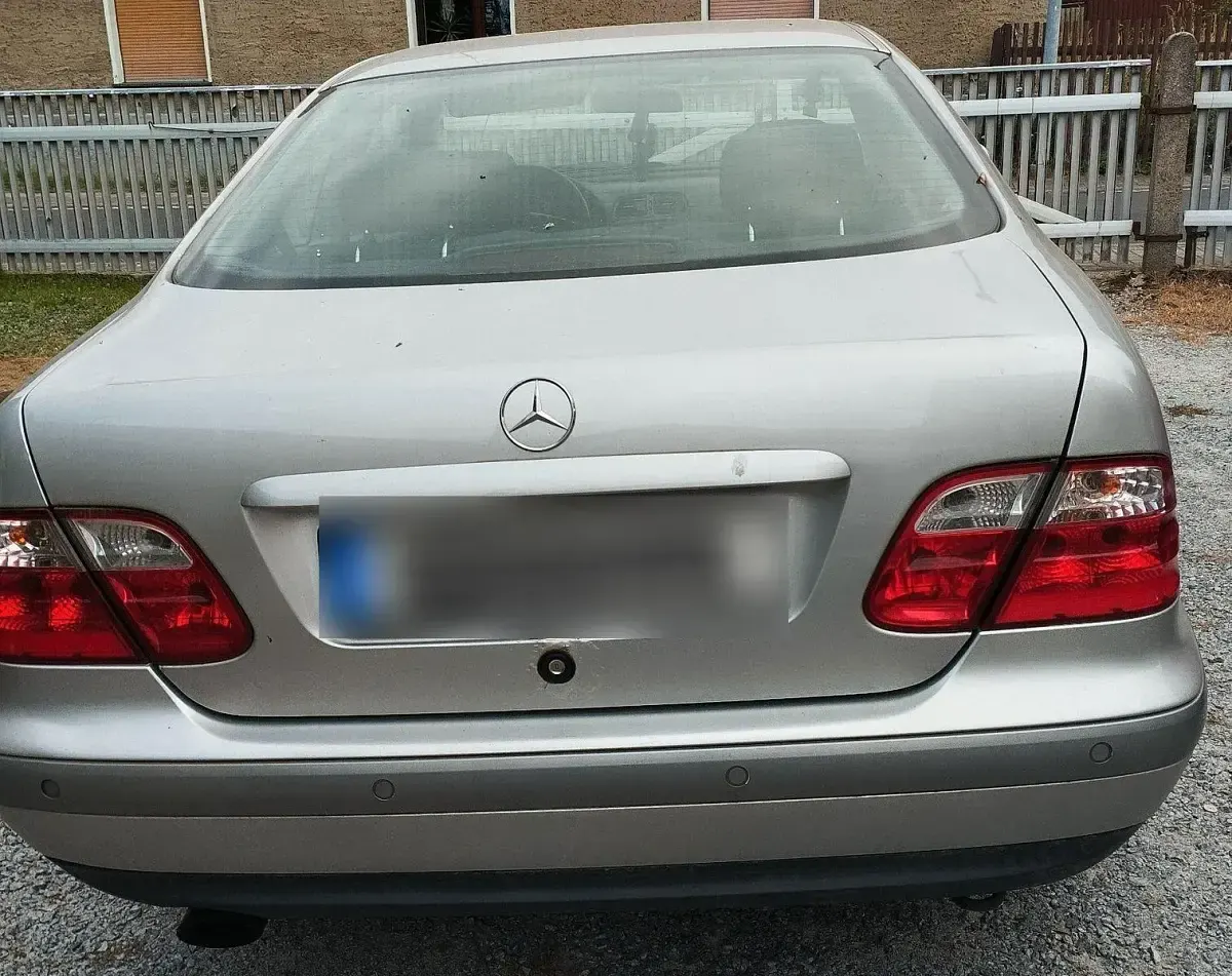 Gebraucht Mercedes CLK320 Elegance 218 PS (160 kW) 1997 Silber Coupé