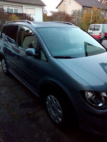 Gebraucht VW Touran Cross 140 PS (102 kW) 2007 Silber metallic Van / Kleinbus